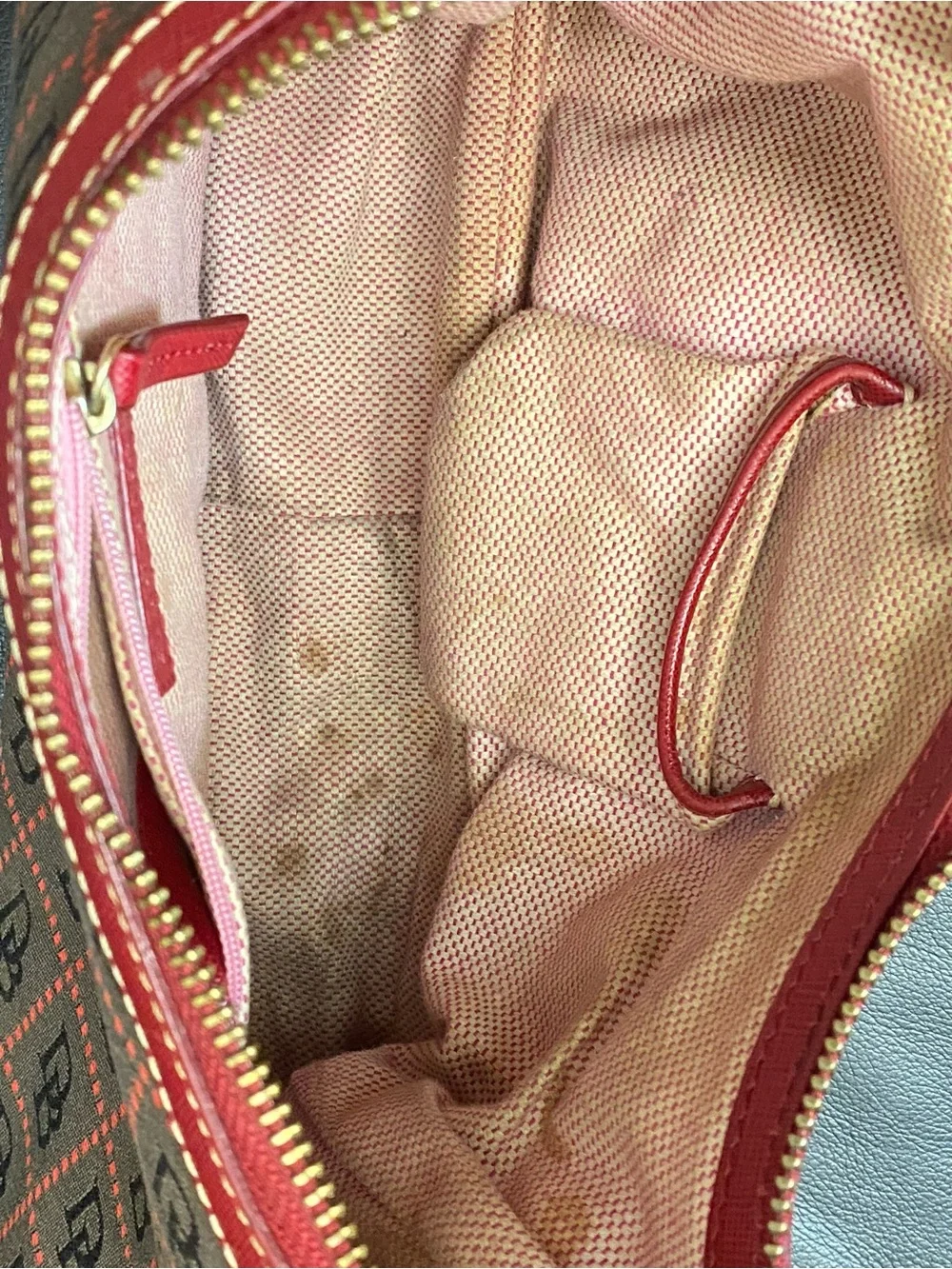 Vintage Dooney And Bourke Signature Quilt Hobo Dark Red Zip Small Shoulder Bag